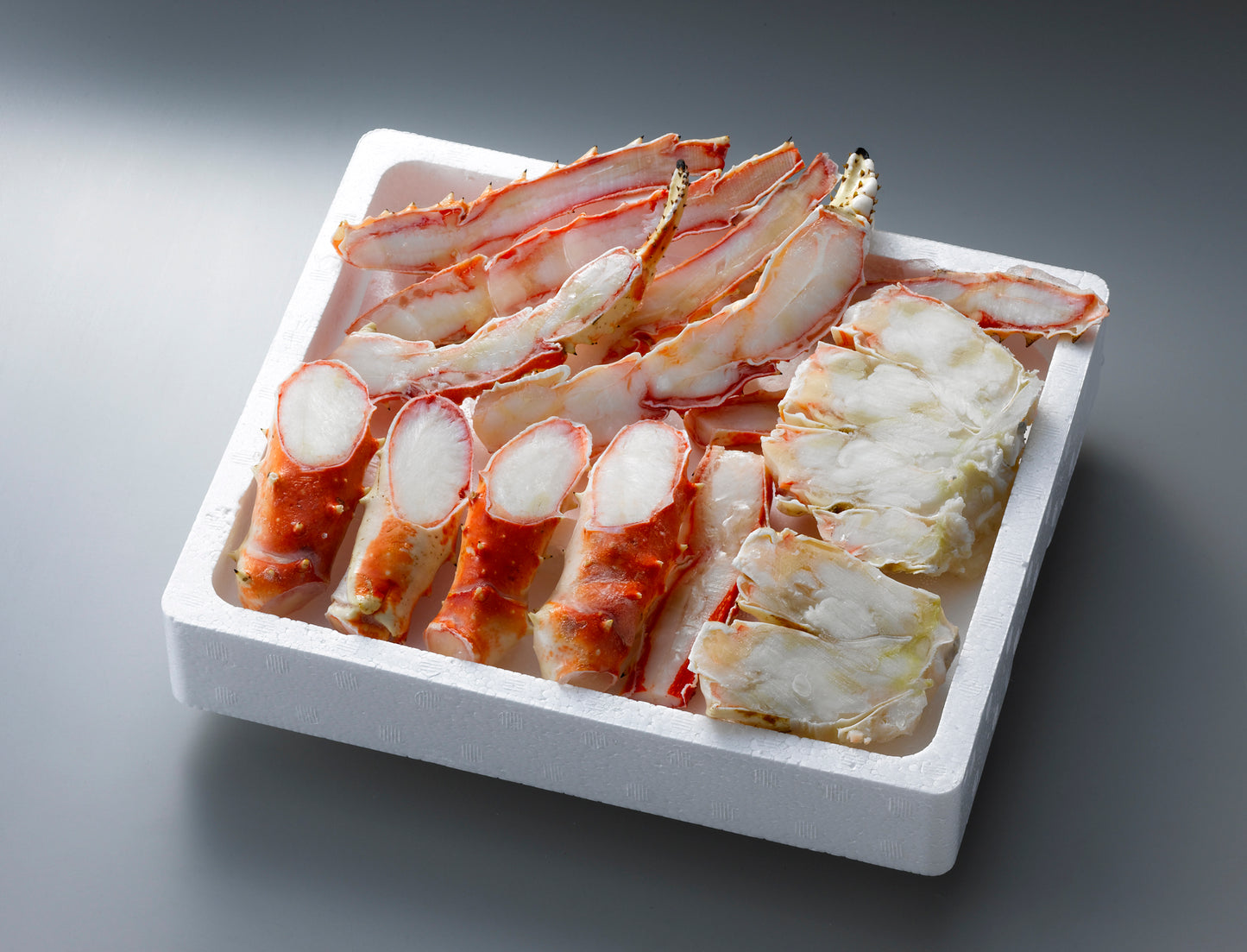 〈産直〉ボイルたらばがに笹切(かに酢付)【冷凍】